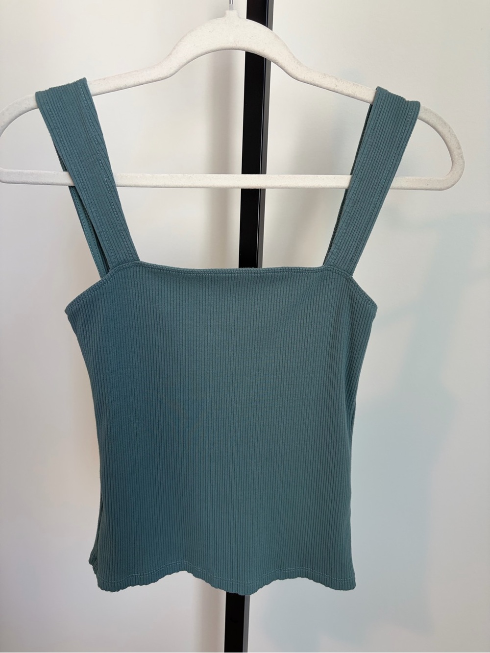 Lulu's Teal Ribbed Square Tank Medium